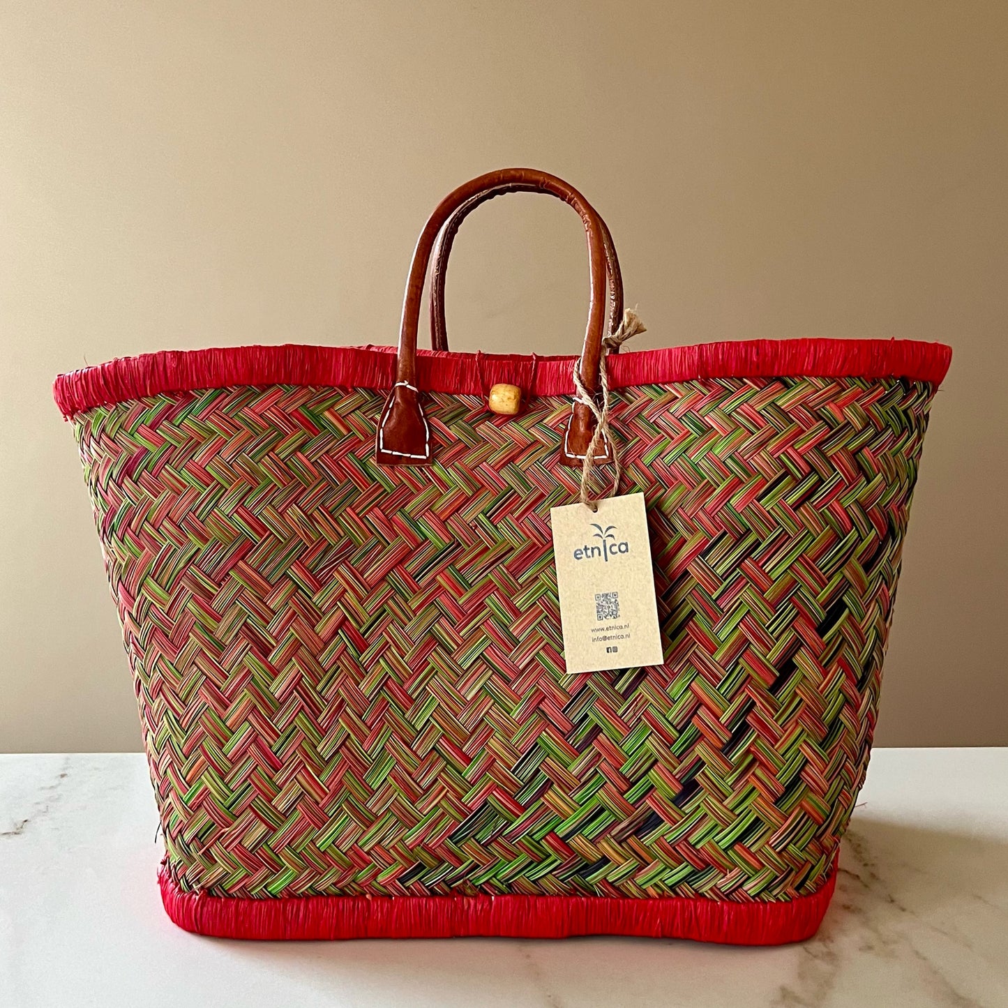 Mand Madagascar rood