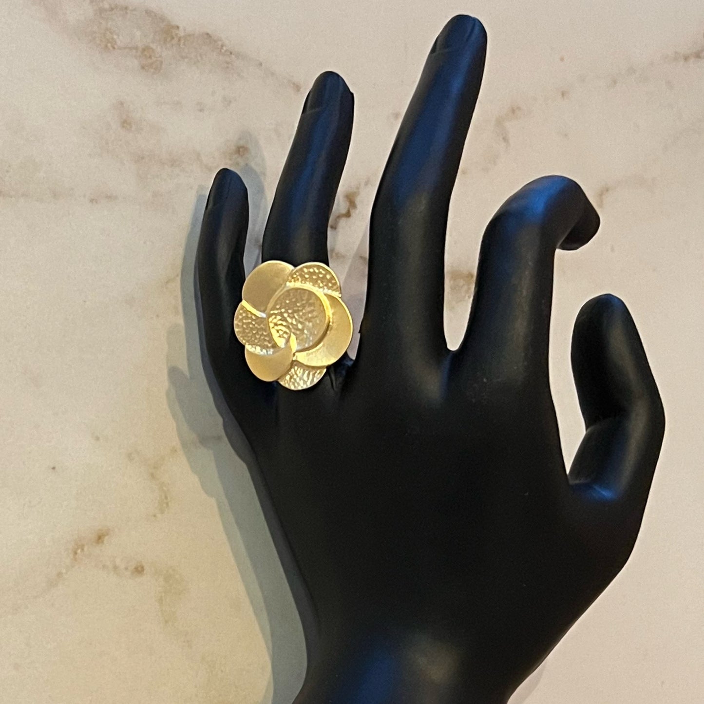 Ring Flora