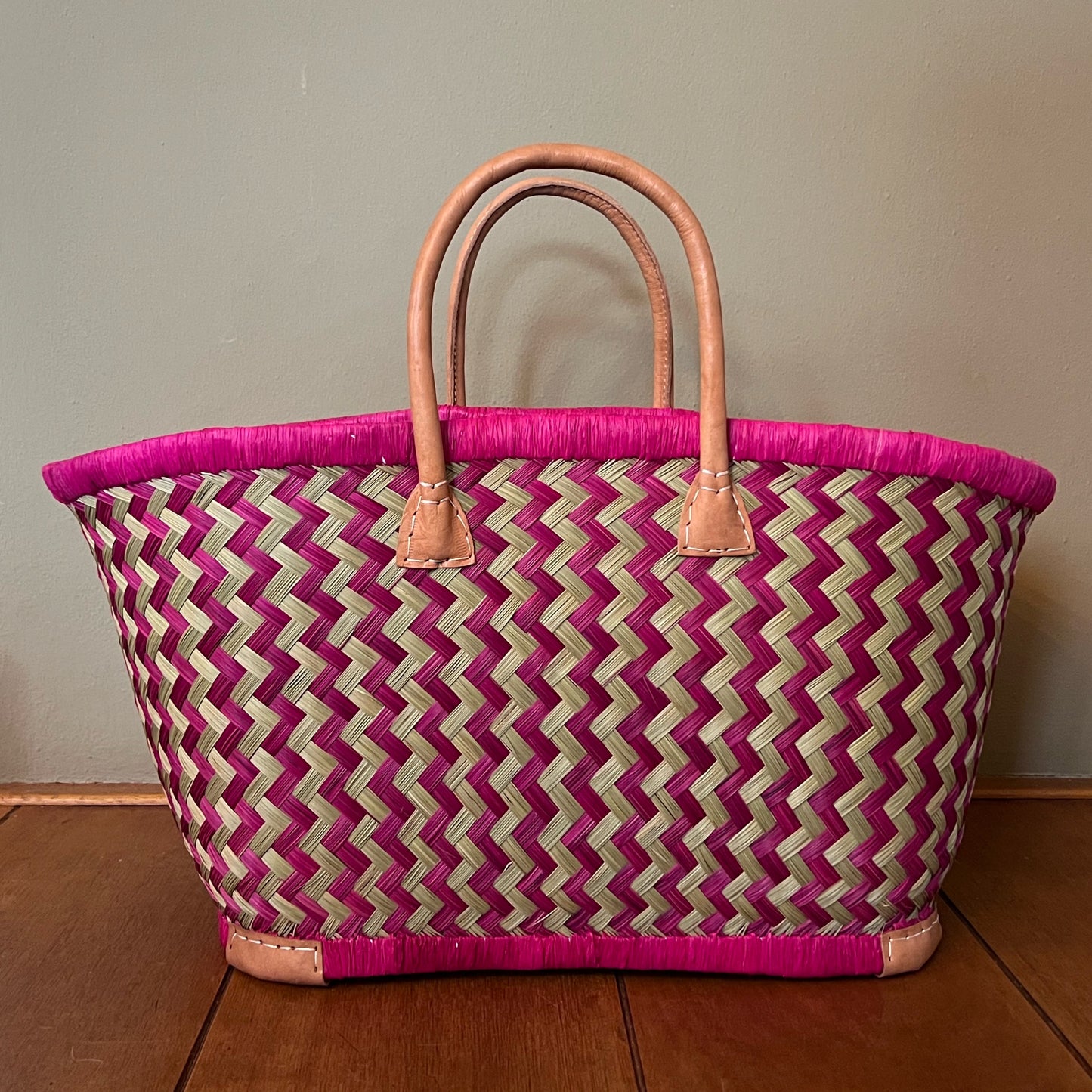 Mand Madagascar roze 2